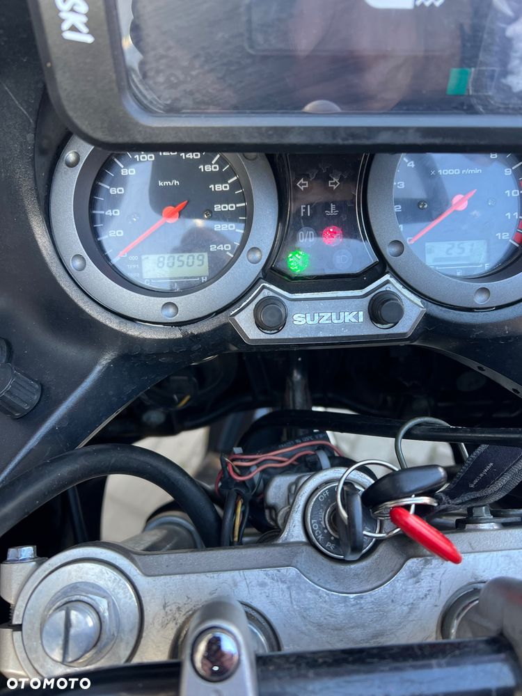 Suzuki DL - 8