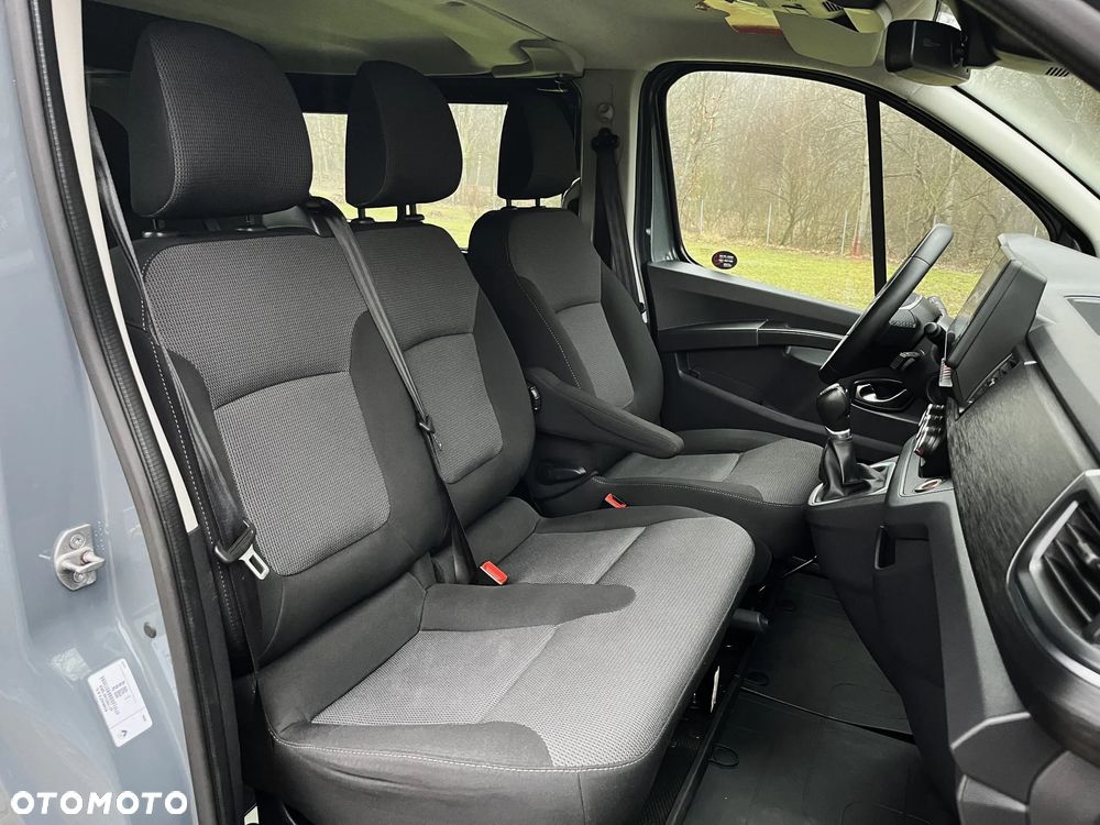 Renault Trafic - 18