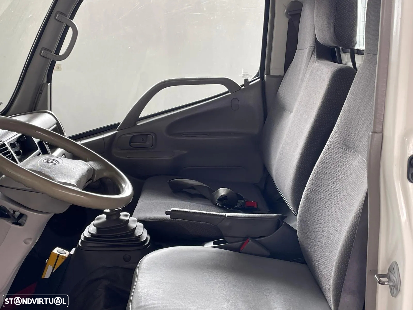 Toyota Dyna 3.0 D-4D c/Báscula e Rodado Simples - 8
