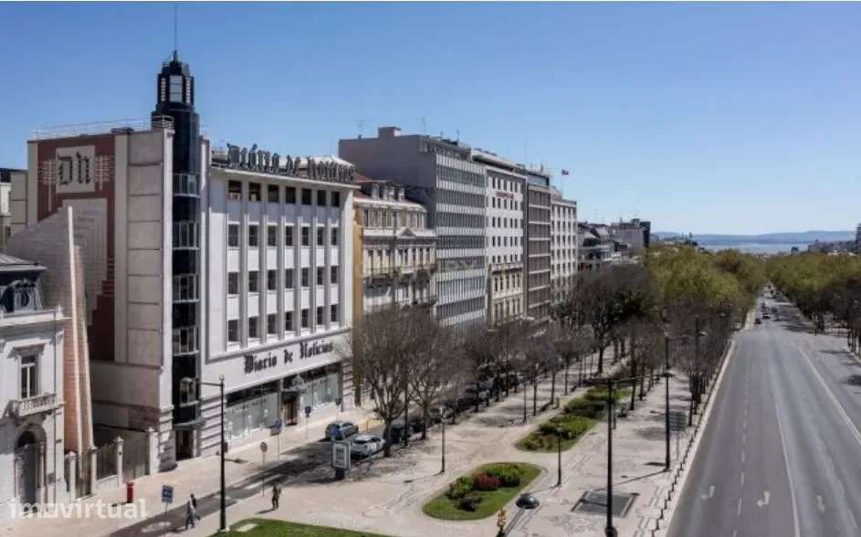 Fantástico e luminoso T2 completamente remodelado em plena Avenida da - Grande imagem: 2/29