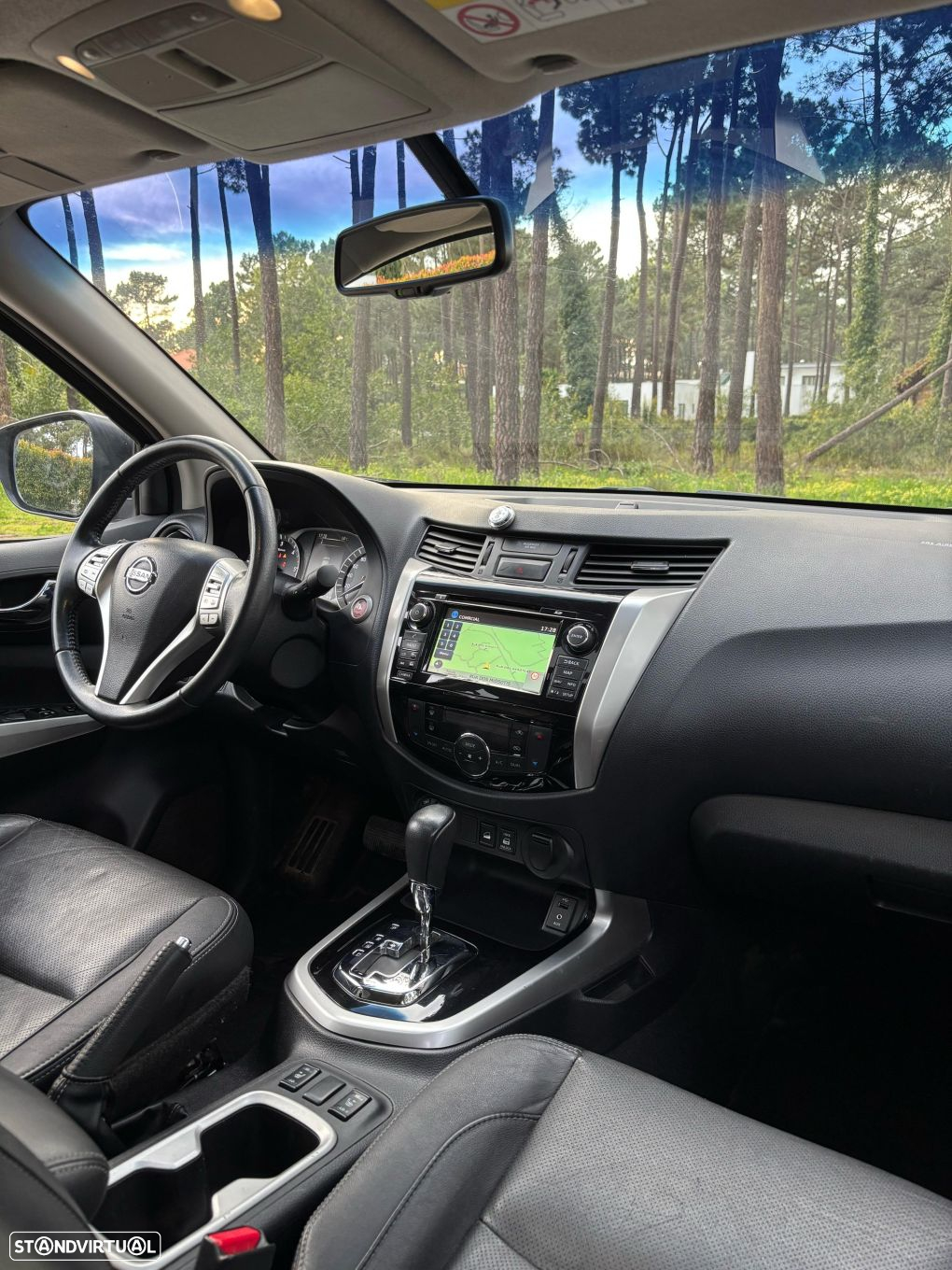 Nissan Navara DC 4x4 Auto EU6 Tekna - 20