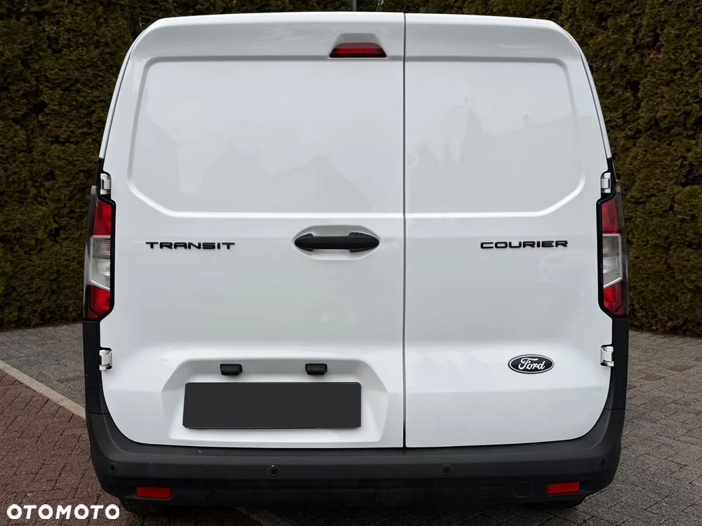 Ford Transit Courier Trend - 11