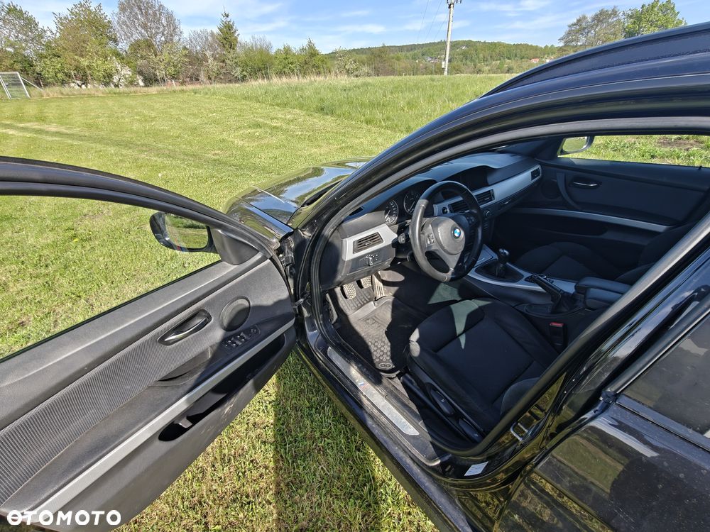 BMW Seria 3 320d xDrive - 7