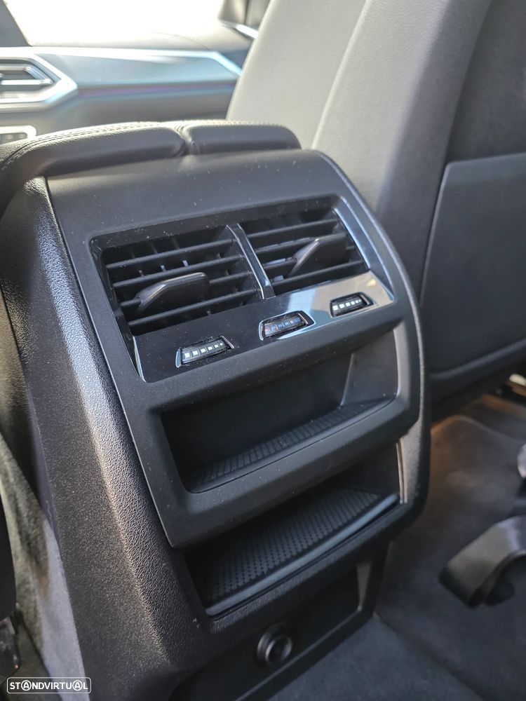 BMW X5 40 i xDrive Pack M - 22