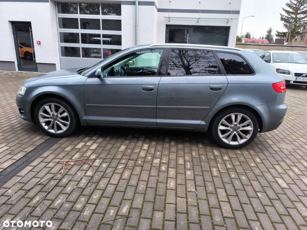 Audi A3 Sportback - 9