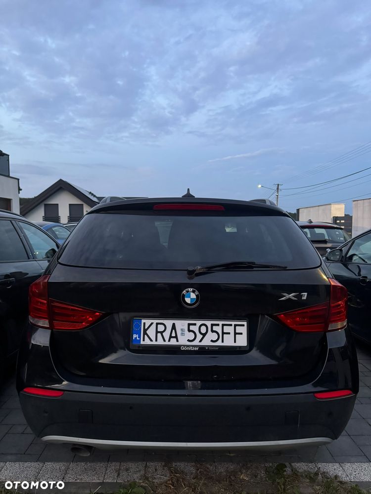 BMW X1 xDrive18d Sport Line - 6