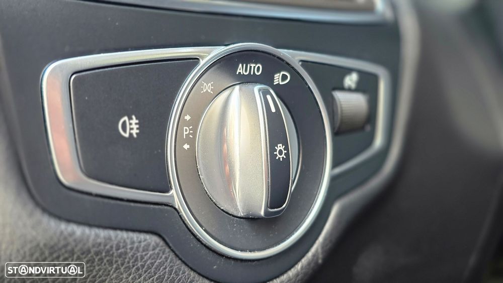 Mercedes-Benz GLC 250 d 4Matic 9G-TRONIC AMG Line - 23