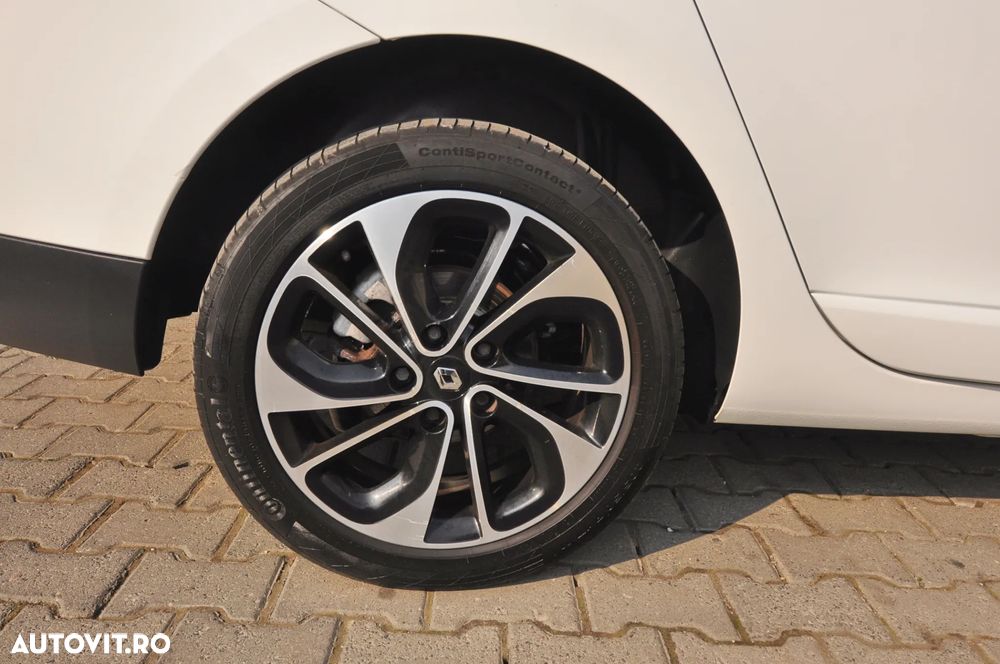 Renault Megane ENERGY dCi 130 BOSE EDITION - 14