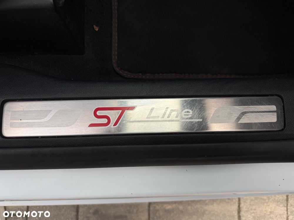 Ford Kuga 2.0 EcoBlue Hybrid ST-LINE X - 9