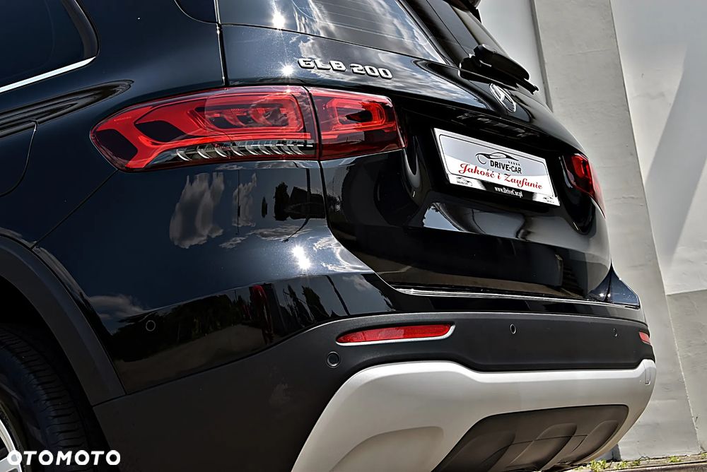 Mercedes-Benz GLB 200 7G-DCT - 10