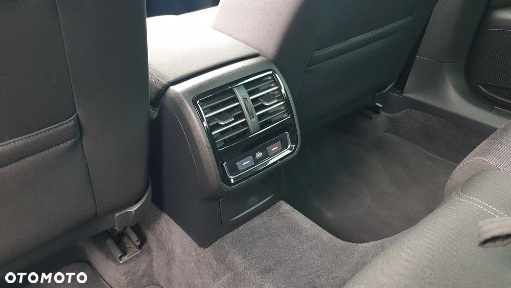 Volkswagen Passat 2.0 TDI BMT Comfortline - 16