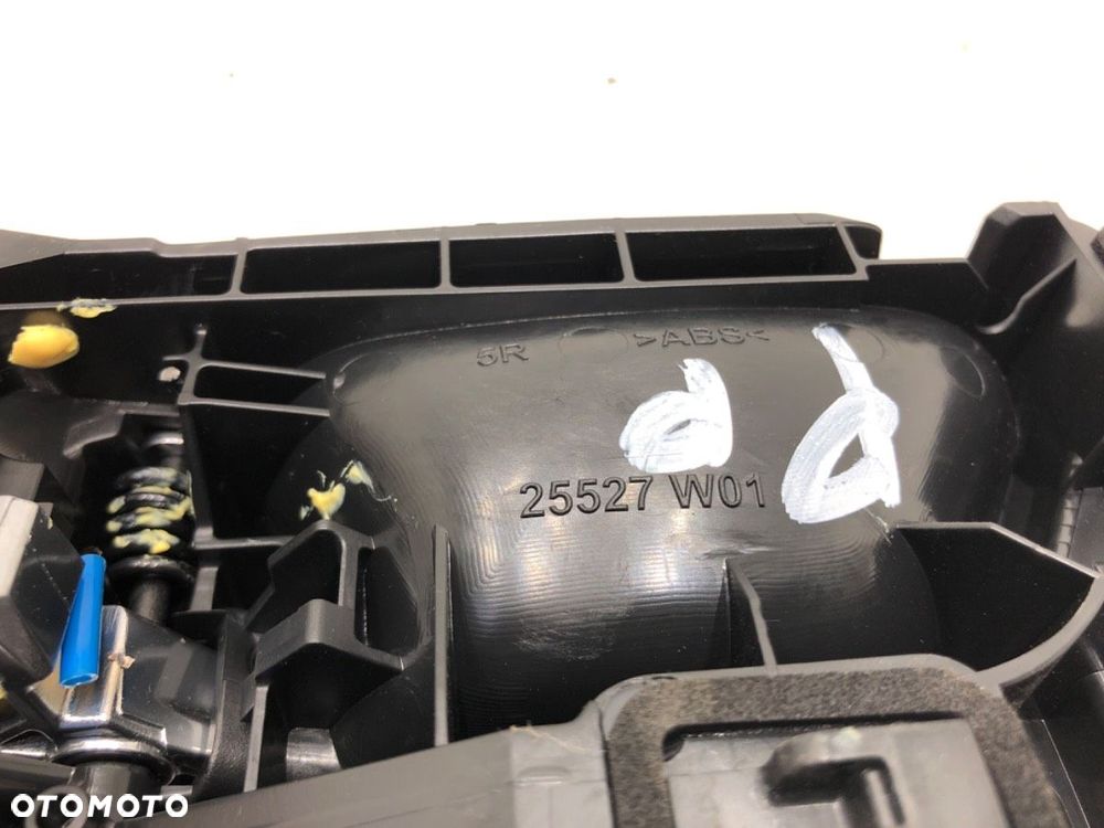 KLAMKA WEWNĘTRZNA PRAWY PRZÓD  PEUGEOT 208 II (UB_, UP_, UW_, UJ_) 2019 - 2022 e-208 100 kW [136 - 5