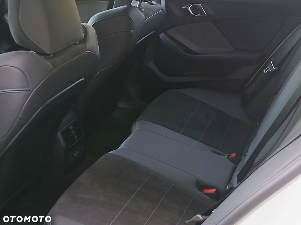 BMW Seria 1 - 13