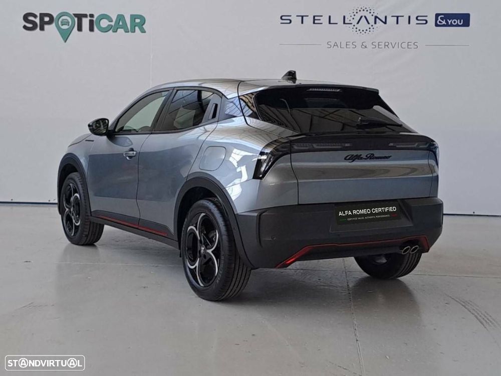Alfa Romeo Junior 1.2 Speciale eDCT6 - 5
