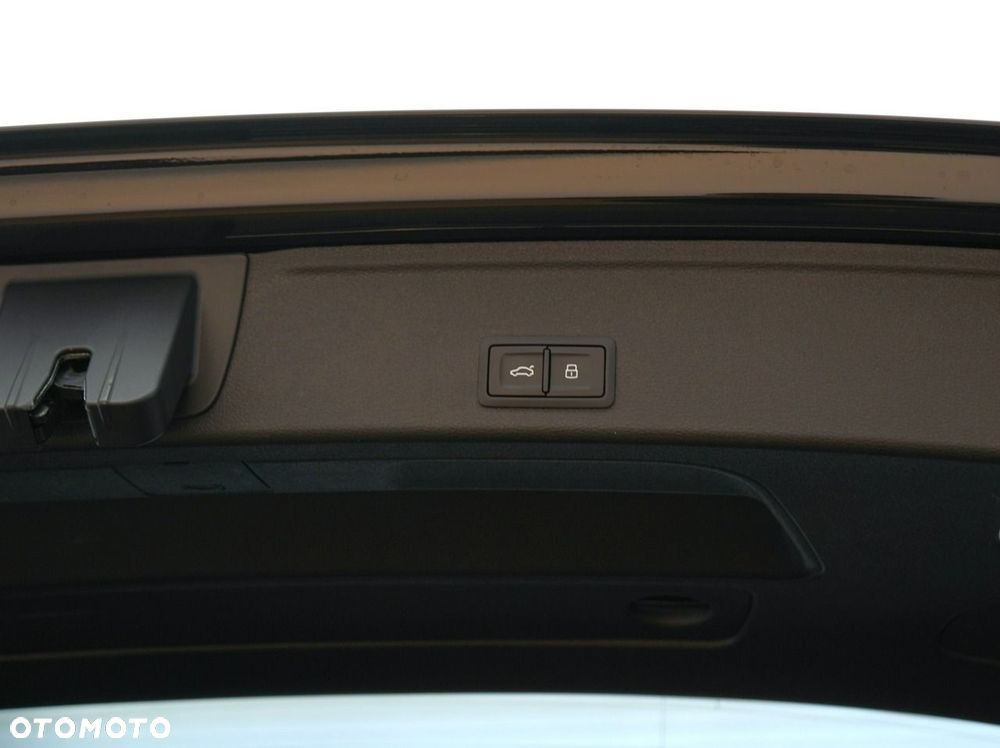 Audi A4 Avant - 10