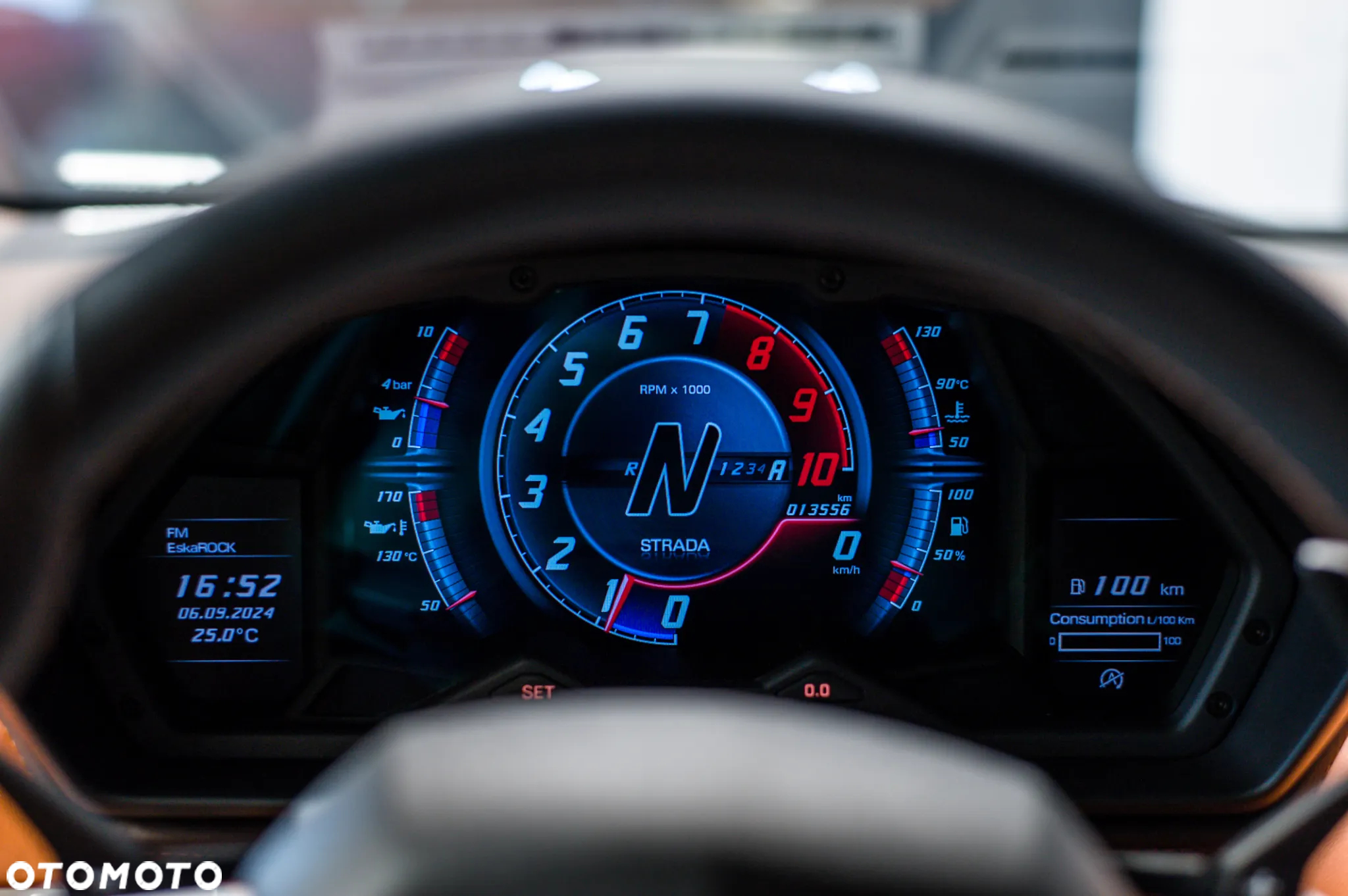 Lamborghini Aventador S - 34