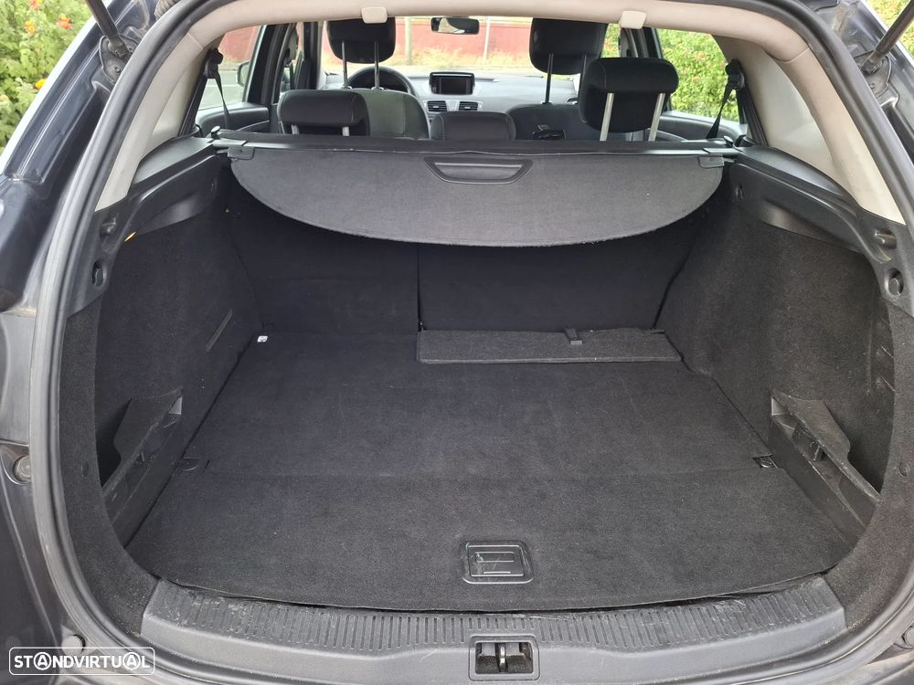 Renault Mégane Sport Tourer 1.5 dCi Dynamique - 11