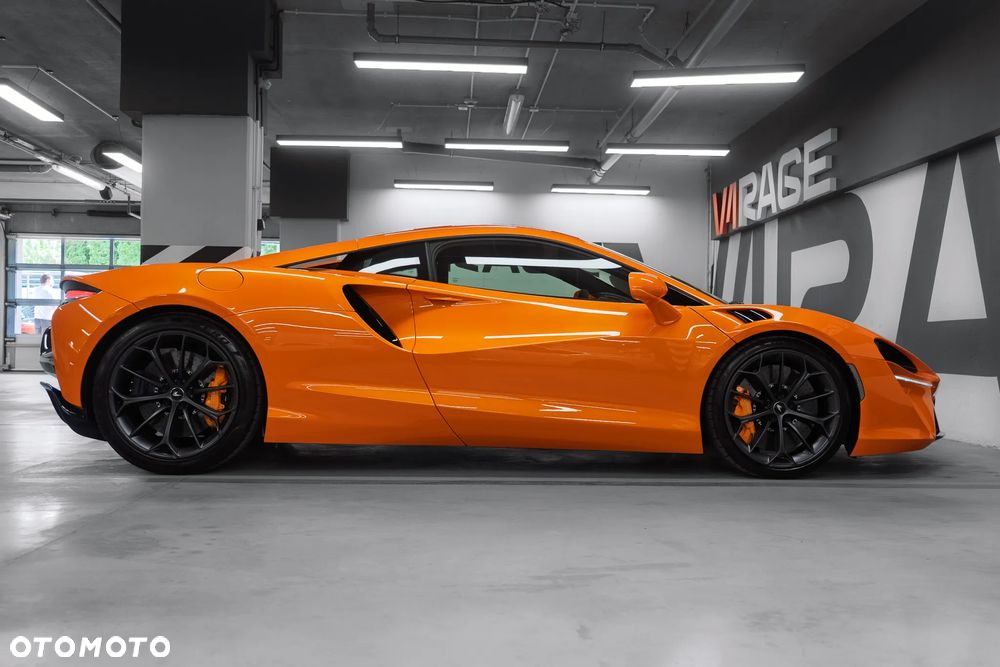 McLaren Artura - 19