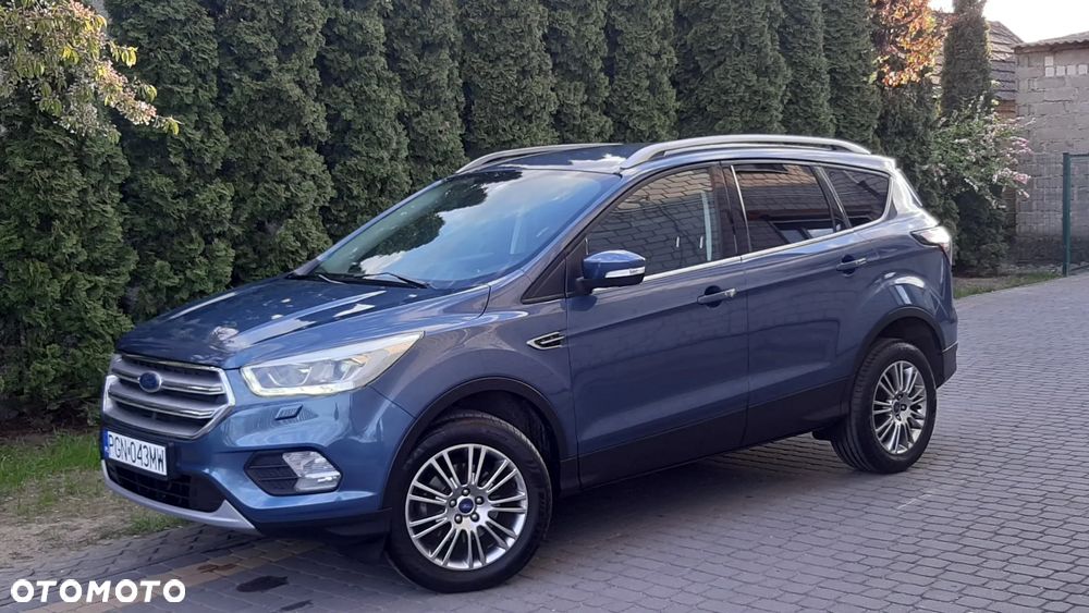 Ford Kuga 1.5 EcoBoost 2x4 Titanium - 4
