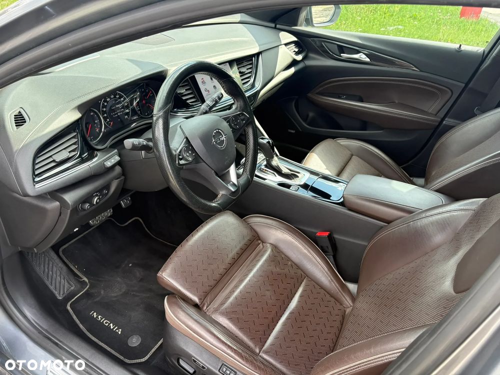 Opel Insignia 2.0 T 4x4 Exclusive S&S - 9