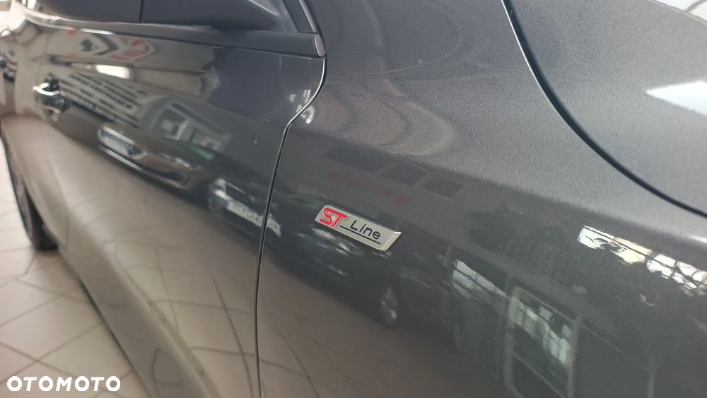Ford Focus 1.5 EcoBoost ST-Line - 19