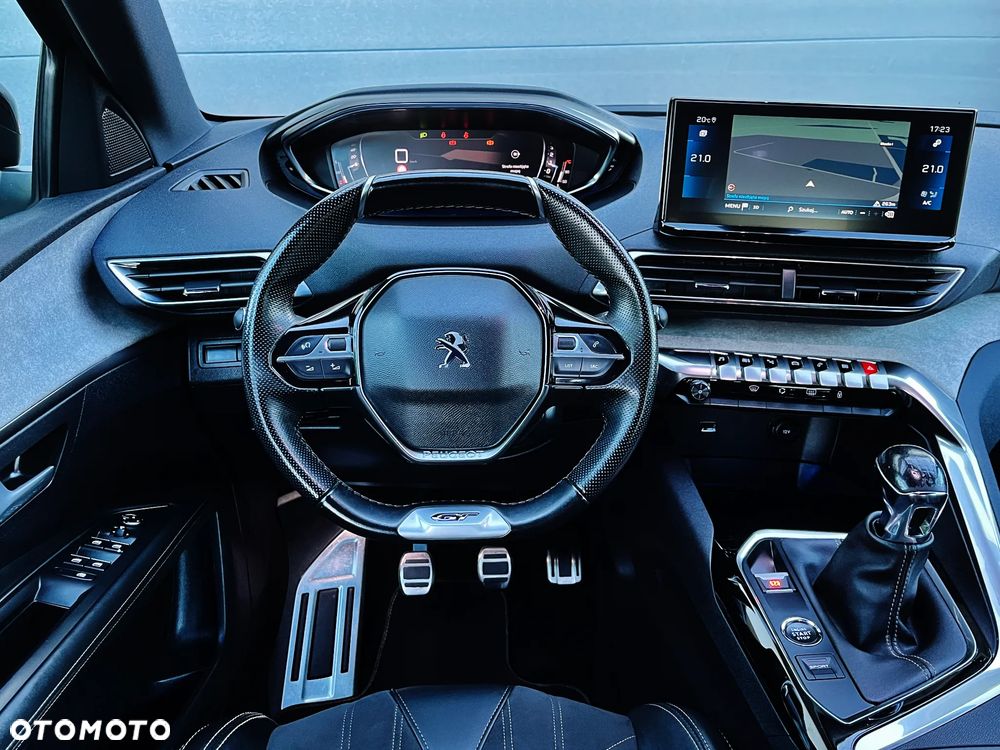 Peugeot 3008 1.2 PureTech GT S&S - 22