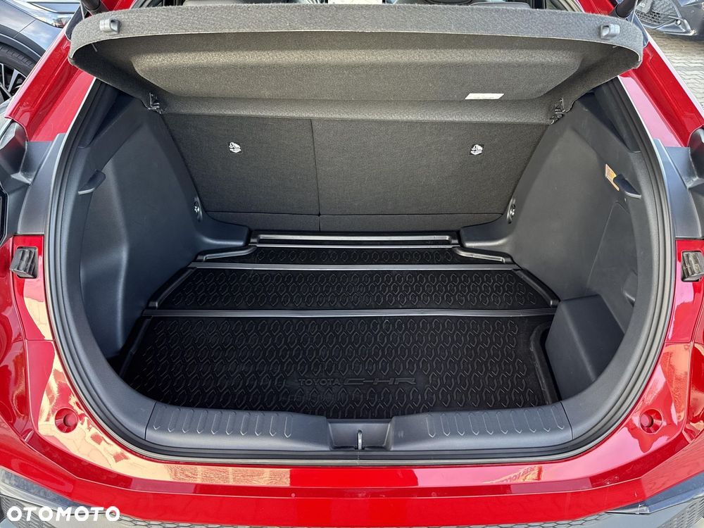 Toyota C-HR - 13