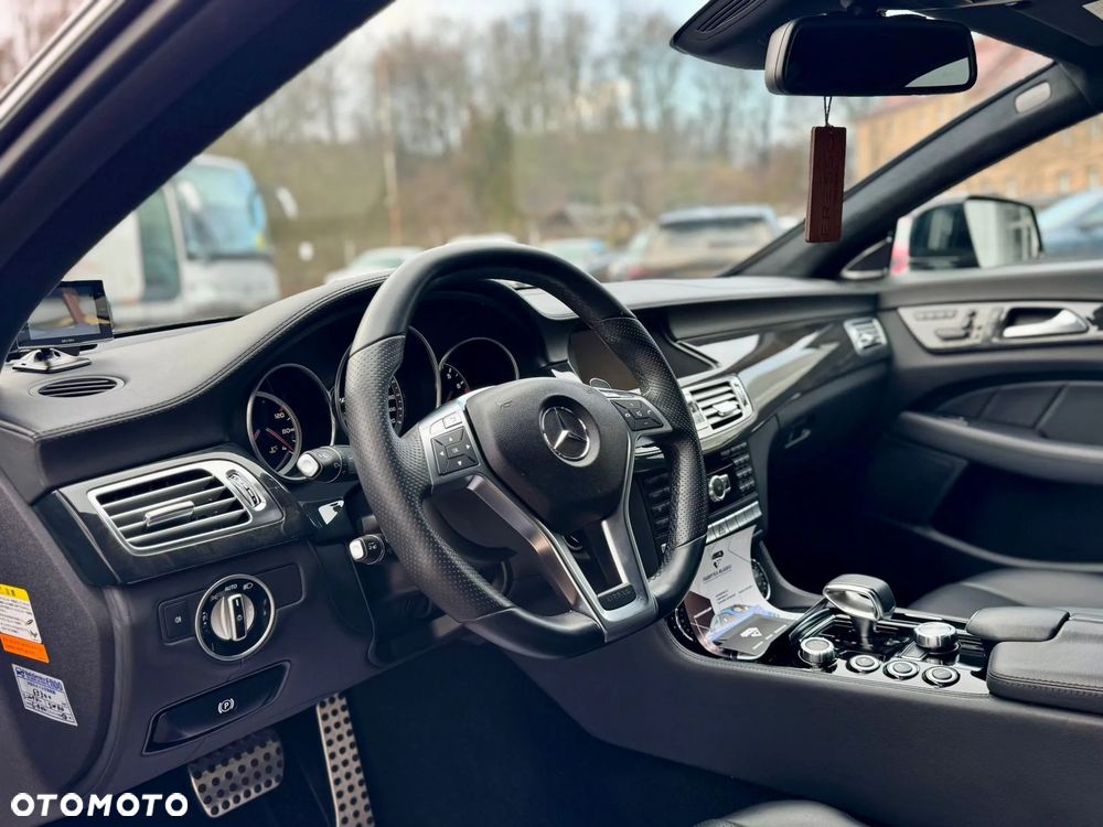 Mercedes-Benz CLS 63 AMG - 8