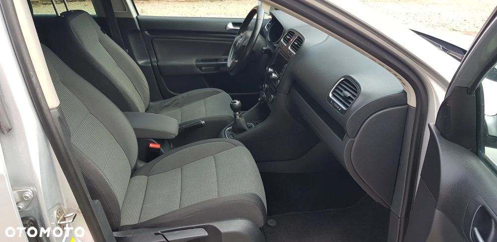 Volkswagen Golf - 15