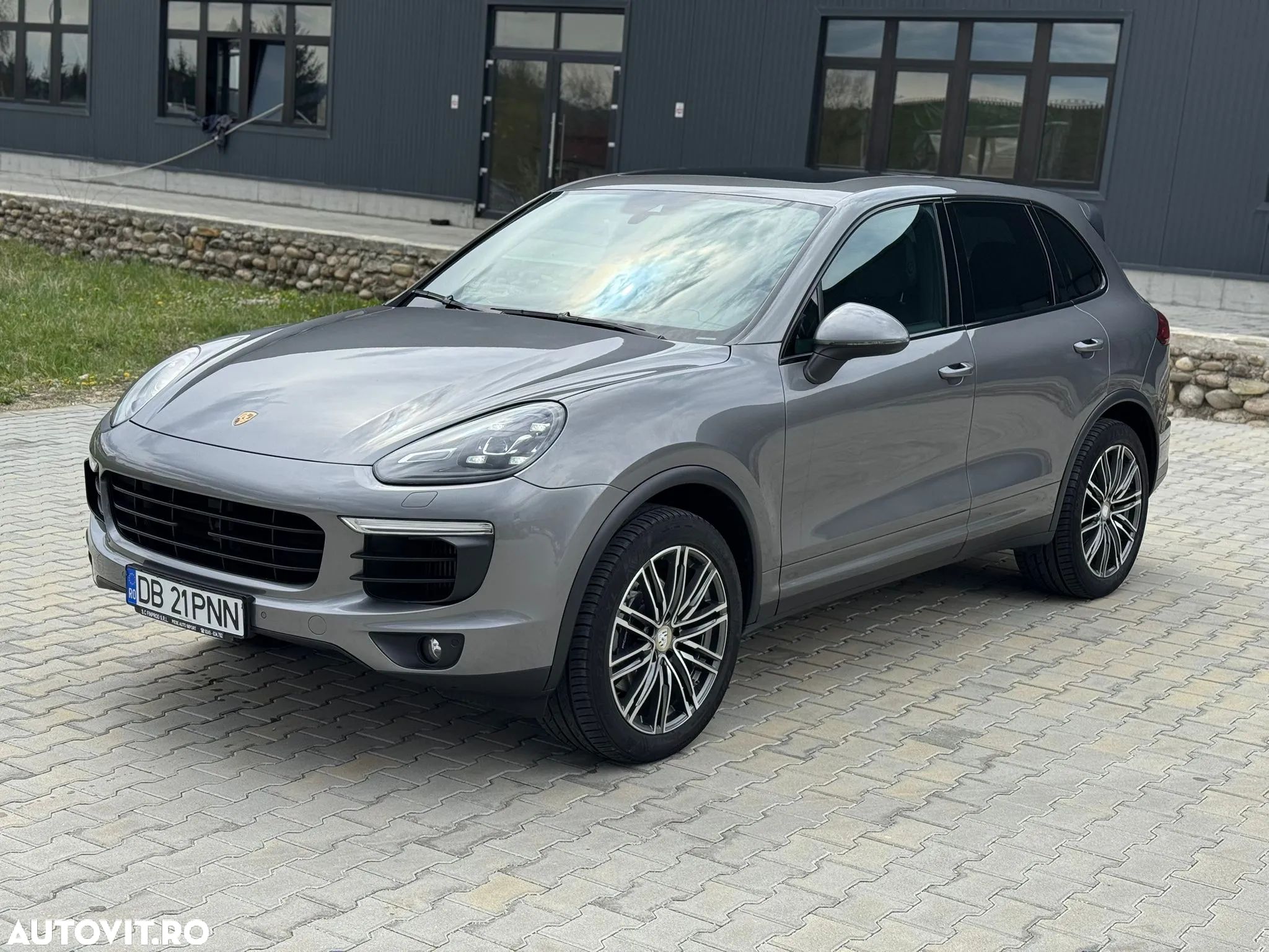 Porsche Cayenne Diesel Platinum Edition - 1