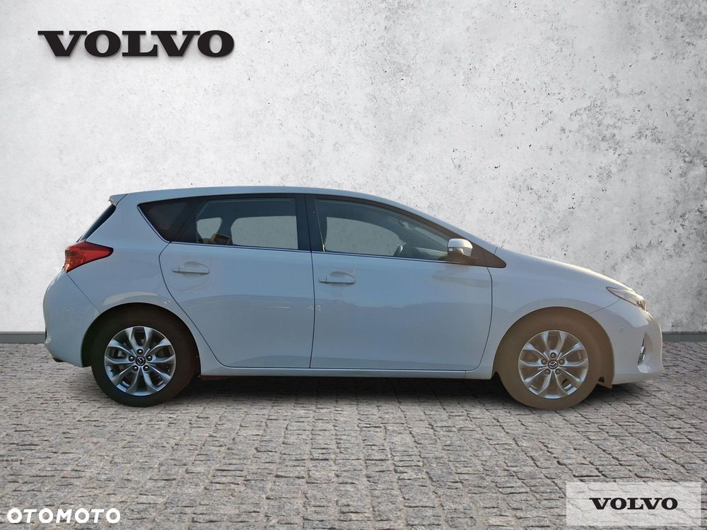 Toyota Auris - 7