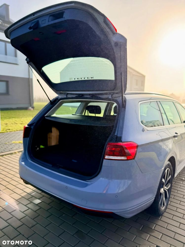 Volkswagen Passat 2.0 TDI EVO Business DSG - 9