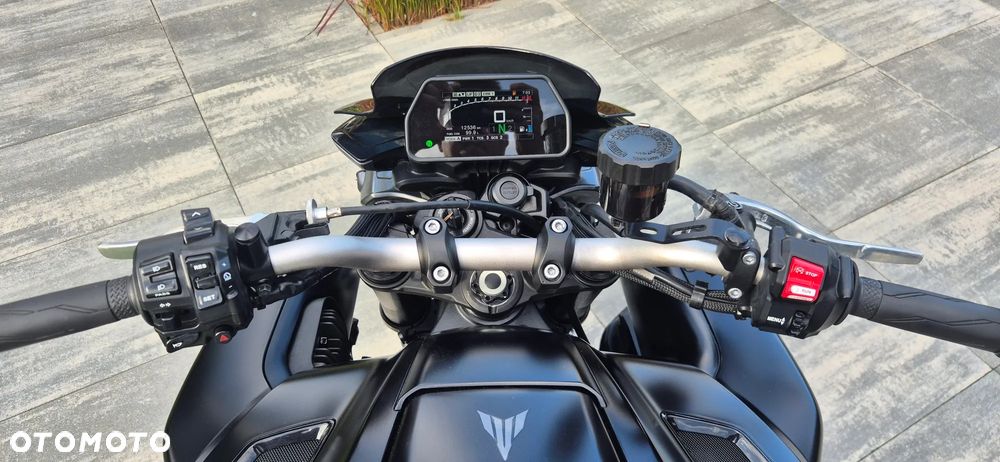 Yamaha MT - 12