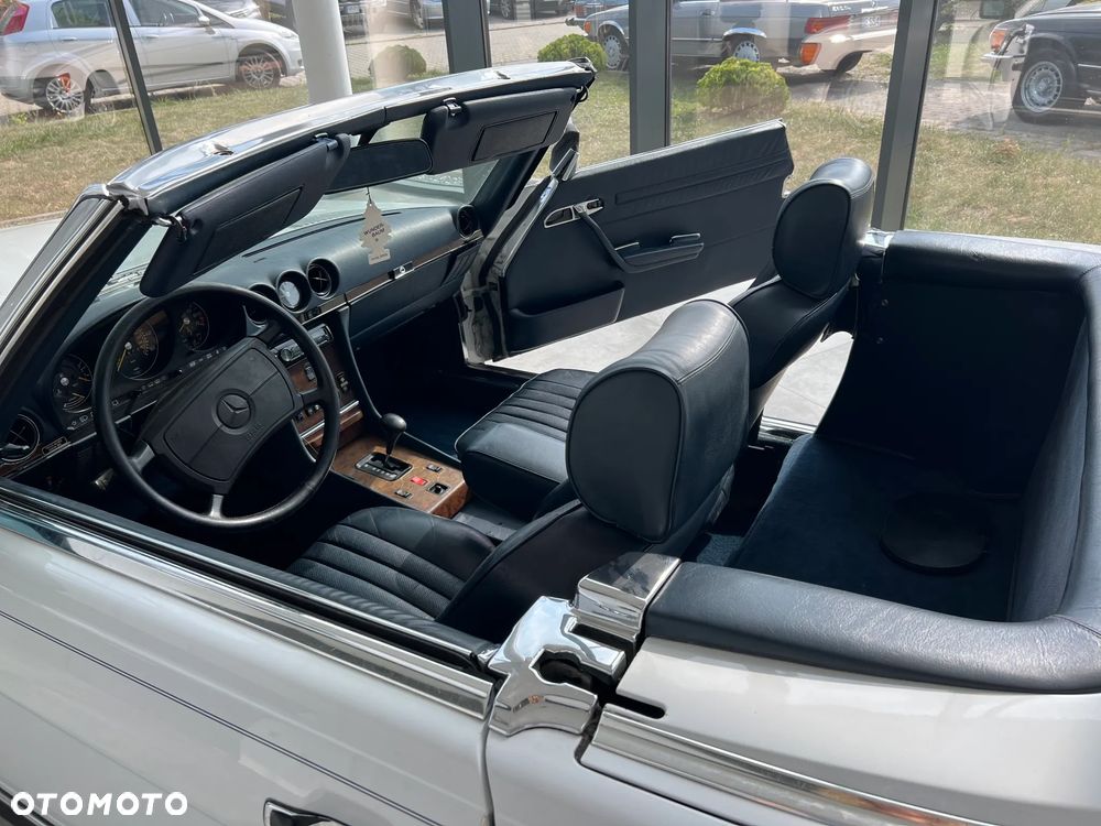 Mercedes-Benz SL - 15