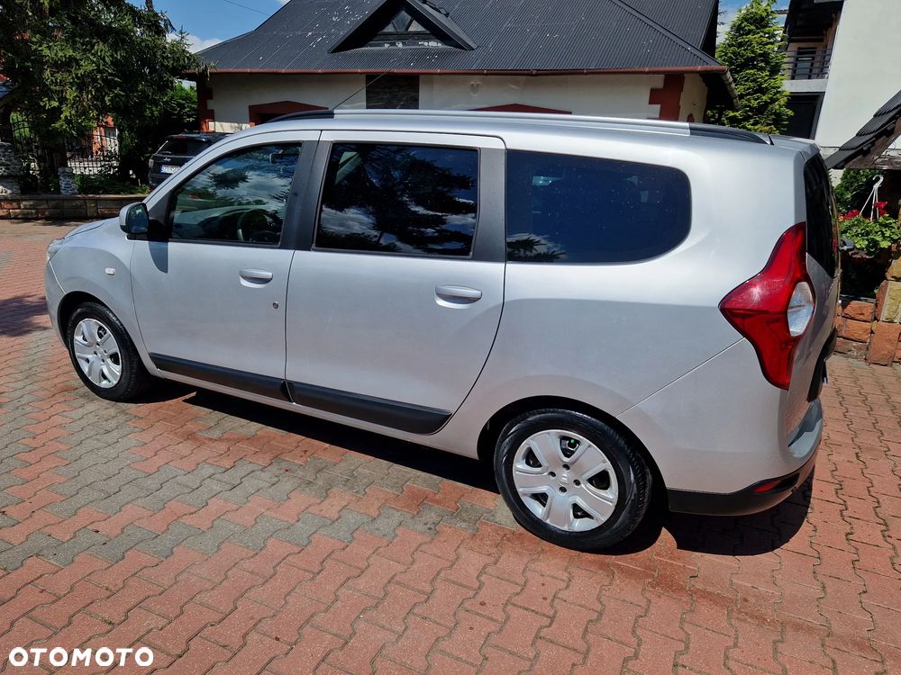 Dacia Lodgy 1.6 SCe Laureate S&S - 28