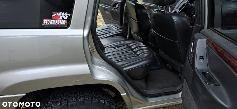 Jeep Grand Cherokee - 29