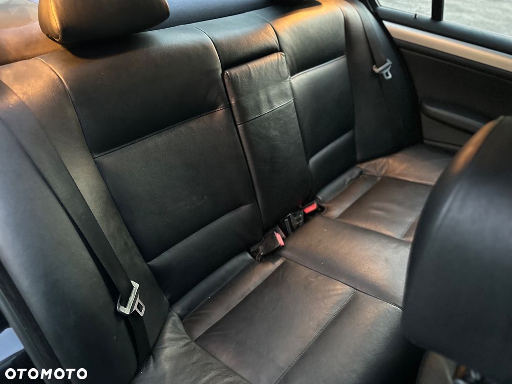 BMW Seria 3 - 23