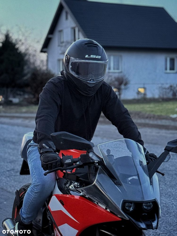 KTM RC 125 - 6
