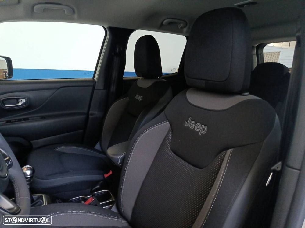 Jeep Renegade 1.0 T Limited - 9