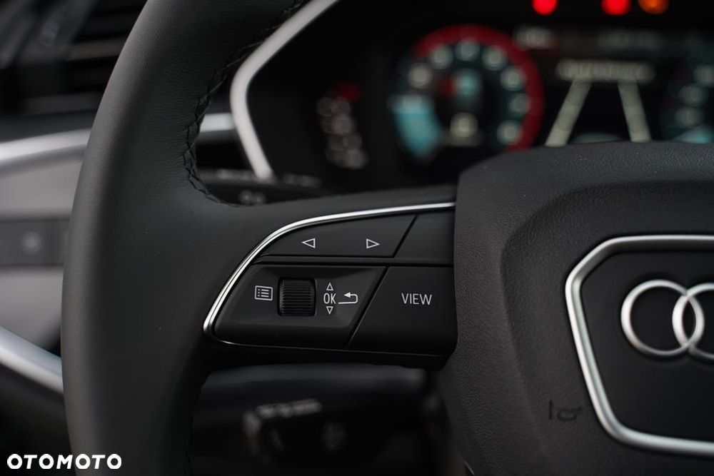 Audi Q3 Sportback - 9