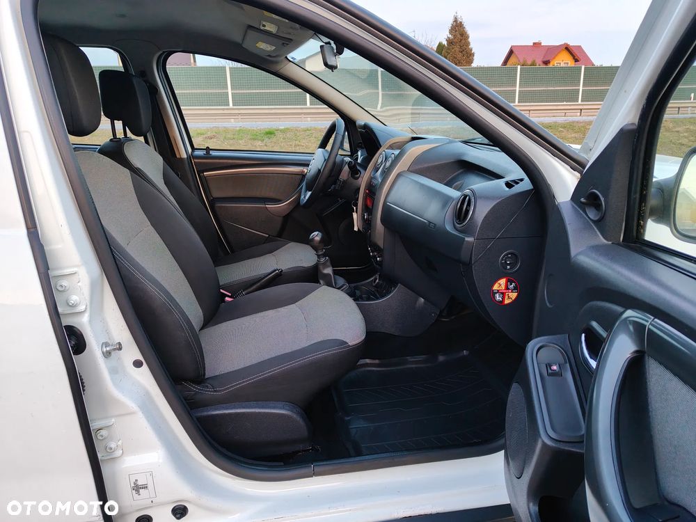 Dacia Duster 1.6 Ambiance 4x4 - 31