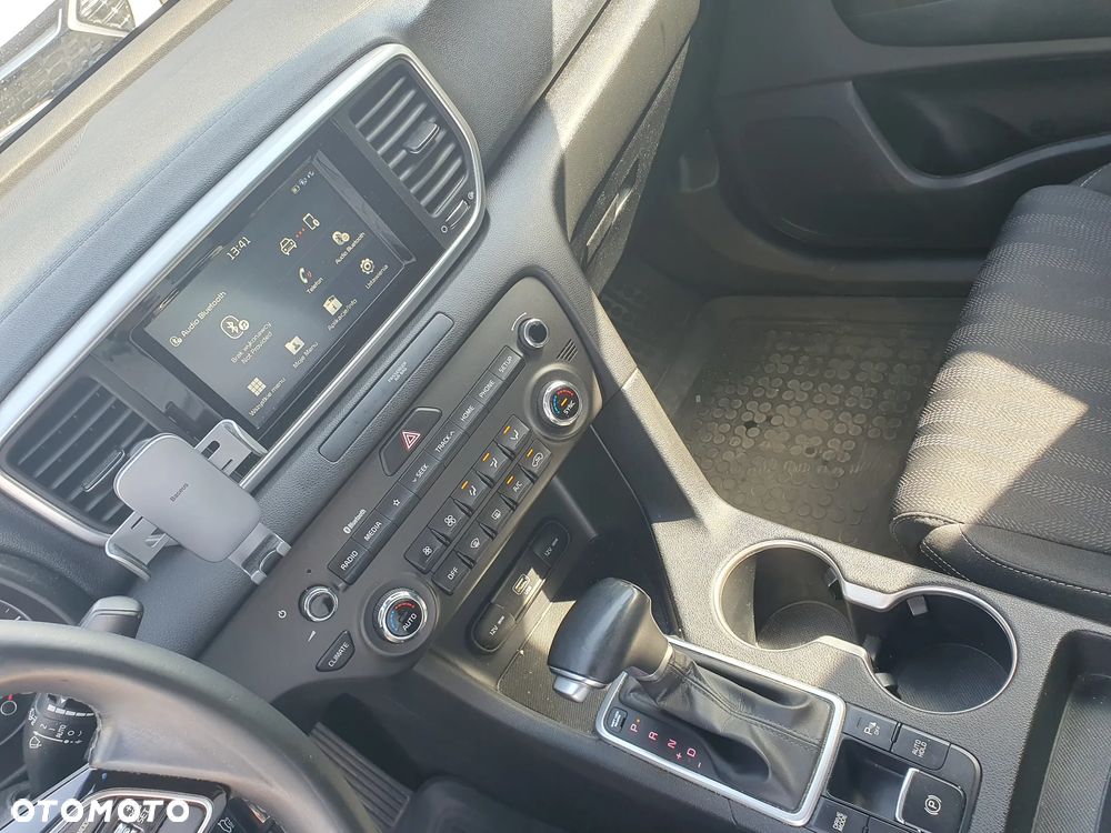 Kia Sportage 1.6 CRDI M 2WD DCT - 9