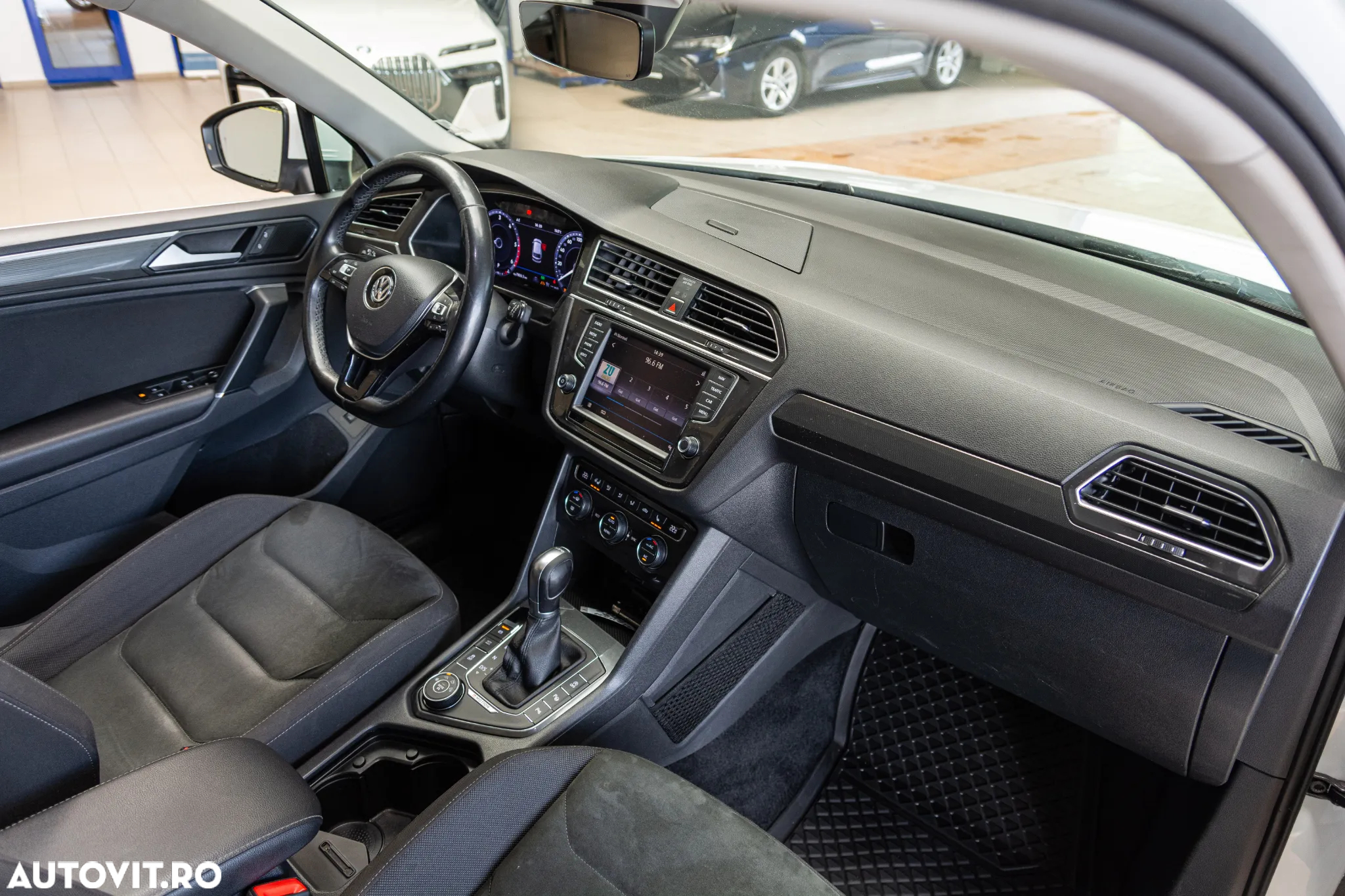 Volkswagen Tiguan 2.0 TDI 4Mot DSG Highline - 19