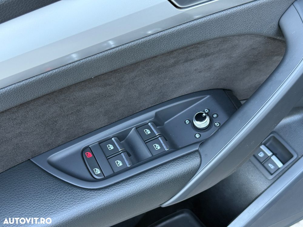 Audi Q5 55 TFSI e quattro S tronic PHEV S Line - 23