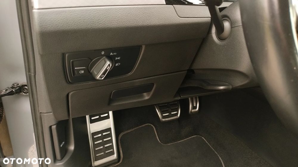 Volkswagen Passat 2.0 TSI Business DSG - 10