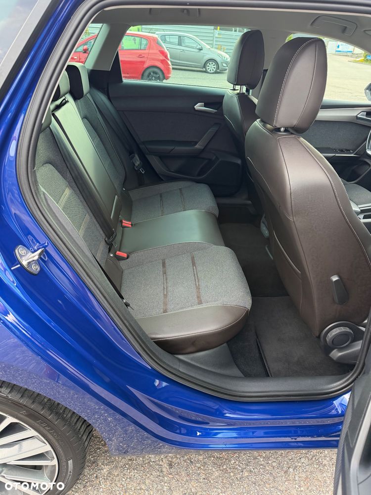Seat Leon Sportstourer 2.0 TDI DPF DSG Xcellence - 10