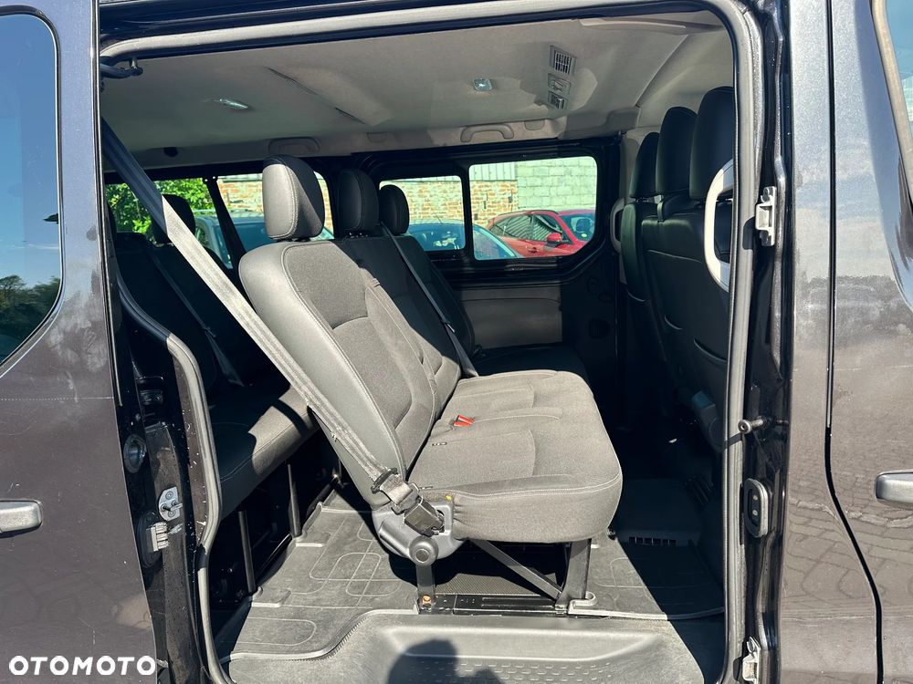 Renault Trafic - 12