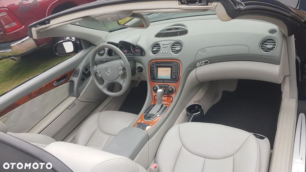 Mercedes-Benz SL 500 - 18