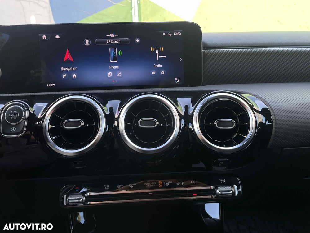 Mercedes-Benz A - 13