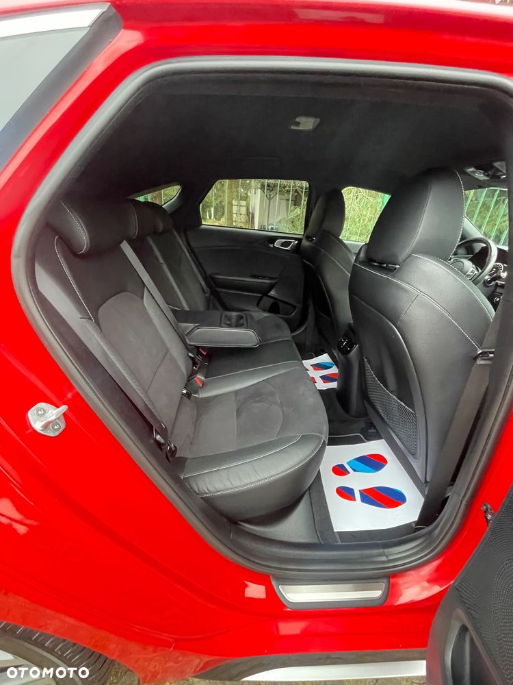 Kia ProCeed 1.4 T-GDI OPF GT LINE - 32